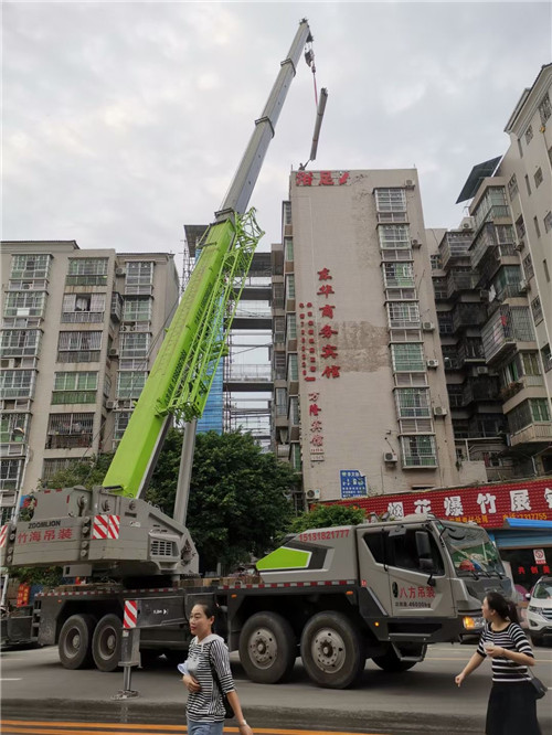 华宁县吊车租赁需要注意事项