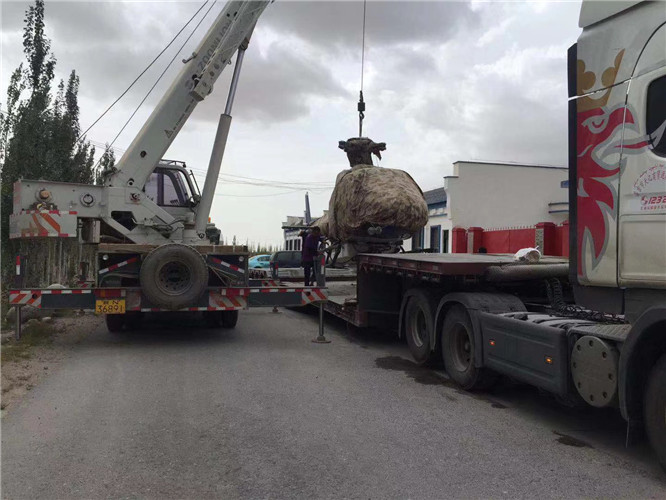 华宁县狭窄场地（如小区、车间）适合用哪种吊车？