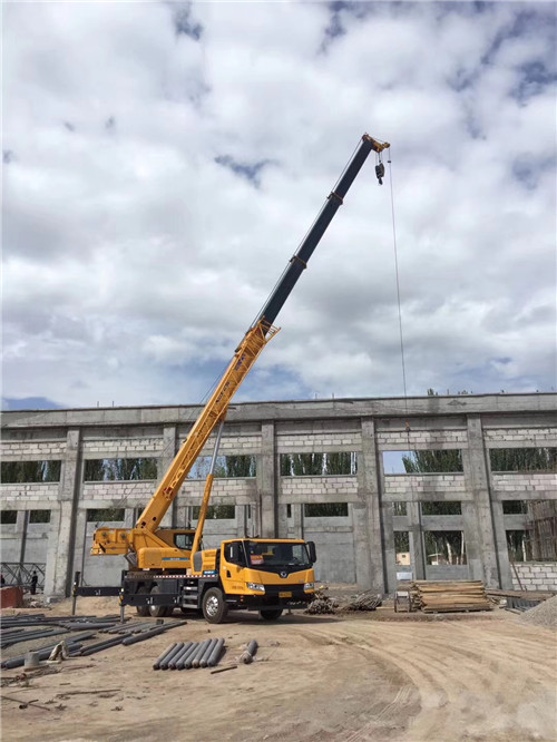 华宁县吊装作业前会做设备检查吗？安全保障措施有哪些？